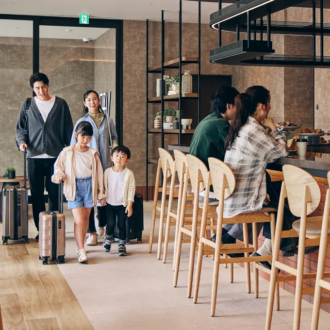 ホテルカフェを利用するご家族
